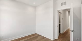 Reservoir District Townhome | 3 Bed + Den | 3.5 Bath | 1,800 Sf | Large Private Rooftop Deck & Balcony | 1 Car Garage Gallery 22