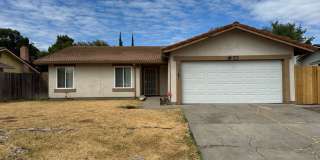 Three Bed, Two Bath Home in North Stockton Three Bed, Two Bath Home in North Stockton Gallery 1