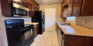 Great 3 bedroom in Killeen with washer and dryer connections and brand new carpet. Gallery 8