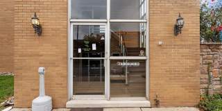 202 N Mulberry Street Gallery 7