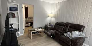 156 W 8th Ave Gallery 2