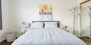 14245 Dickens Street Gallery 10