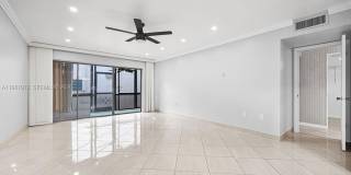 4020 N Hills Dr Gallery 43