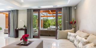 Diamond Head Villa: Luxury Gold Coast Retreat w/ Pool, Jacuzzi & Beach Access Gallery 11