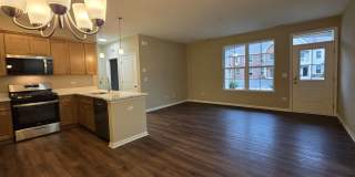 Chestnut - 2Br/2Ba Rental Home - First Floor Gallery 6