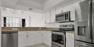520 Brickell Key Dr cu-A1007, Miami, FL 33131 520 Brickell Key Dr cu-A1007, Miami, FL 33131 Gallery 1