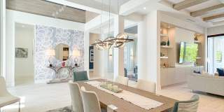 ** YOU WANT LUXURY AT ITS FINEST**ABSOLUTELY STUNNING ENTERTAINMENT 4\5 MOORINGS HOME ** Gallery 40