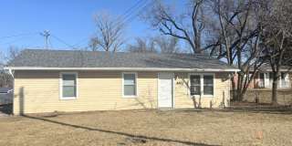Beautifully Remodeled 3 Bed 1 Bath House Beautifully Remodeled 3 Bed 1 Bath House Gallery 1