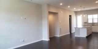 Room in 4 Bedroom Home at Whitby Moore St Gallery 24