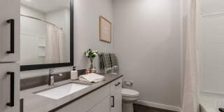 Ladora Modern Apartments Gallery 9