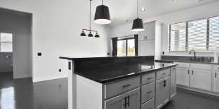 1495 Oxbow Gallery 27
