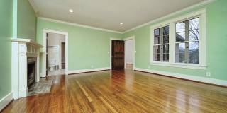 Stunning Tudor-style 4BR/3.5BA home in a prime, unbeatable location! Gallery 28
