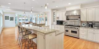 605 Dune Road Gallery 11
