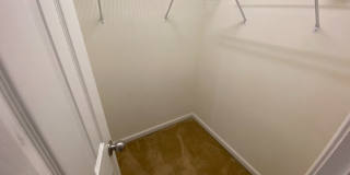 Room in 5 Bedroom Home at Genlee Dr Gallery 27