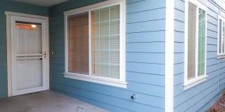 Great two bedroom, two bath unit in East Medford Gallery 1