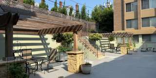 Lovely Lowry Hill 1 Bedroom Condo Gallery 29