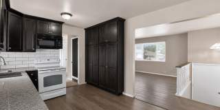 Spacious 4BR House in Colorado Springs Gallery 4