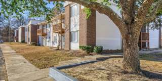 The Residences at Glen Oaks Gallery 22