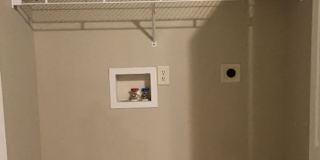Spacious 3BR Townhome w/ Garage | Great Location Near I-81 Gallery 23