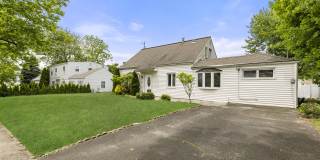 297 Highland Avenue Gallery 32