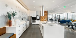 Ora Gallery 48