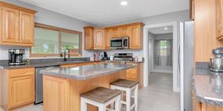 204 7TH AVENUE NW Gallery 9