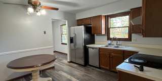 3 Bedroom Stone Facade Colonial with 2 Car Attached Garage  in Strongsville Gallery 8
