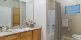 Villaggio Gallery 30