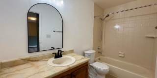 Dog friendly, 3 bedroom home in the hills Gallery 22