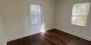 Charming 2 bedroom, 1 bathroom Home Located in the Desirable Greenville, SC Area! Gallery 6