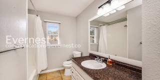 502 El Camino Real South Gallery 21