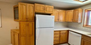 4 Bedroom Home in Villa Loma-Available NOW Gallery 23