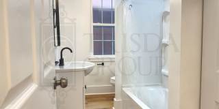 Avail Sept 1: 2BR Apt in Beechview, South Hills.  BEAUTIFUL design, Laminate Floors, AC, Pets OK, Balcony, W/D! Gallery 26