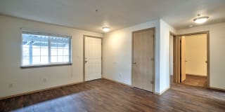 Parc East Gallery 18