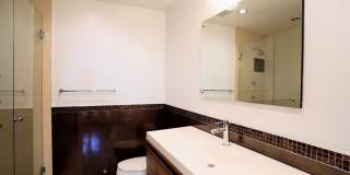 2016 Euclid St Gallery 21