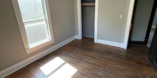 4 bedroom 2 full bath House Gallery 23