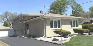 6944 W 106th Place Gallery 1