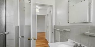 24281 Condon Street Gallery 15