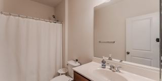 42506 DOGWOOD GLEN Square Gallery 10