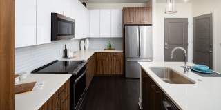 Amorance Downtown Alpharetta Gallery 11