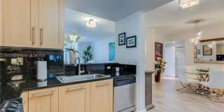 511 Southeast 5th Avenue Gallery 5