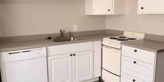**MOVE IN SPECIAL** $500 off the rent Come and apply today!! Gallery 6
