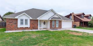 857 Chaucer Drive Gallery 37