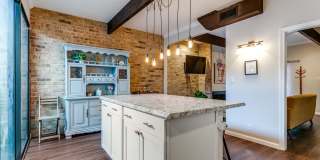 TERRELL HILLS TOWNHOUSE Gallery 12