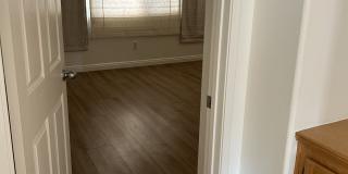 319 West Shoshone Street Gallery 11