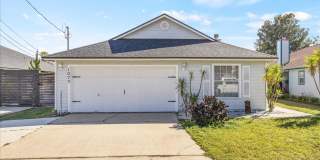 Atlantic Beach Pool Home! - Lease for 6 - 8 months. Gallery 1