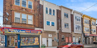 2003 S 7TH Street Gallery 26