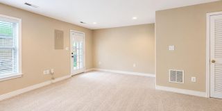 6065 TICKET Way Gallery 24