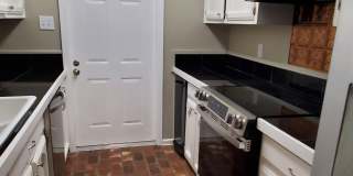 4624 Parkoaks Drive Gallery 4
