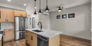 Gorgeous BRAND NEW Modern 2-bd/2-bath Condo in Redmond, OR! Gallery 9